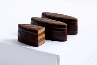 Carat Coverlux Semiamargo 15%